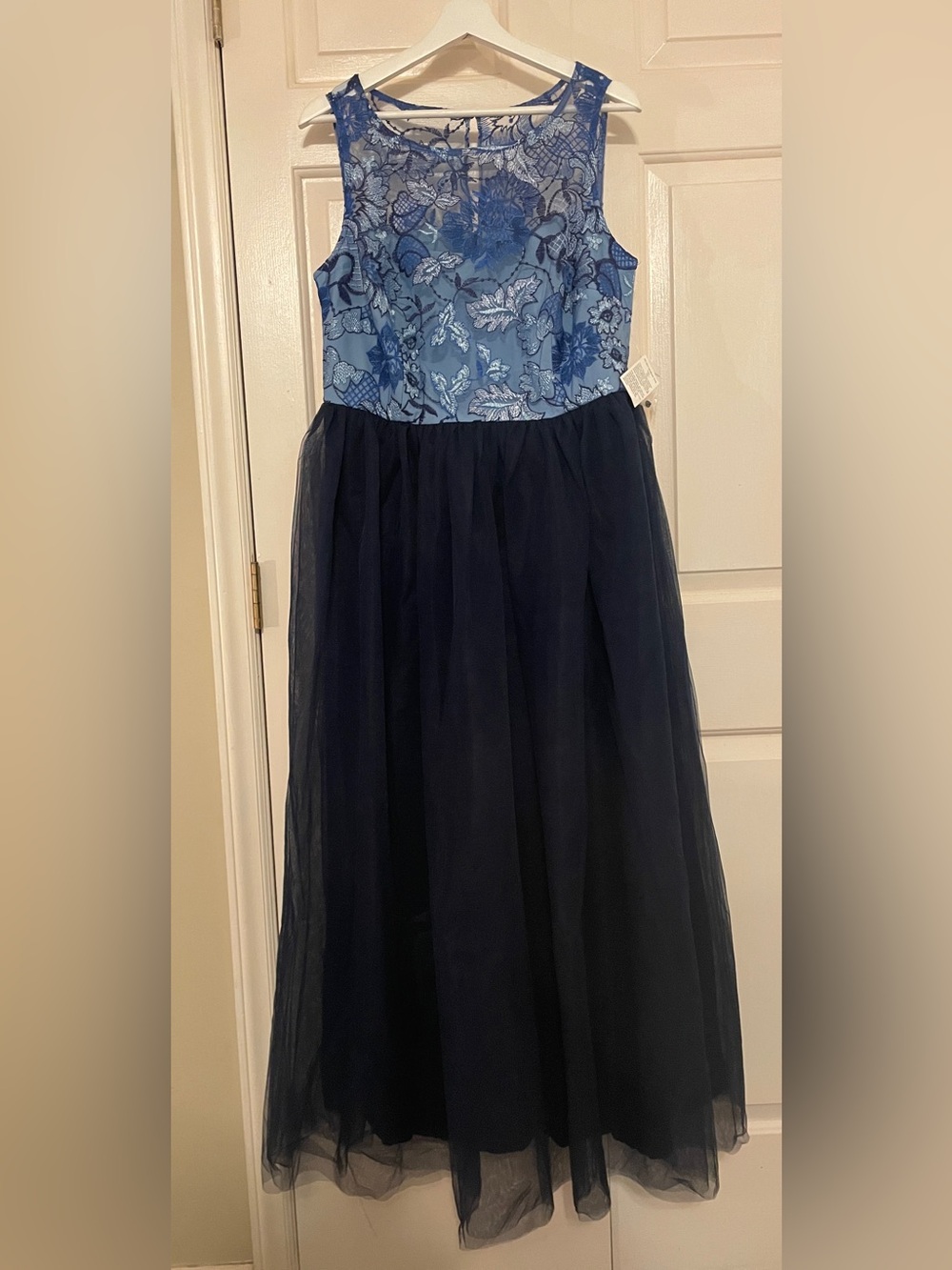 NWT Roaman's Blue Floral Embroidered Maxi Dress 12W - Elegant & Romantic